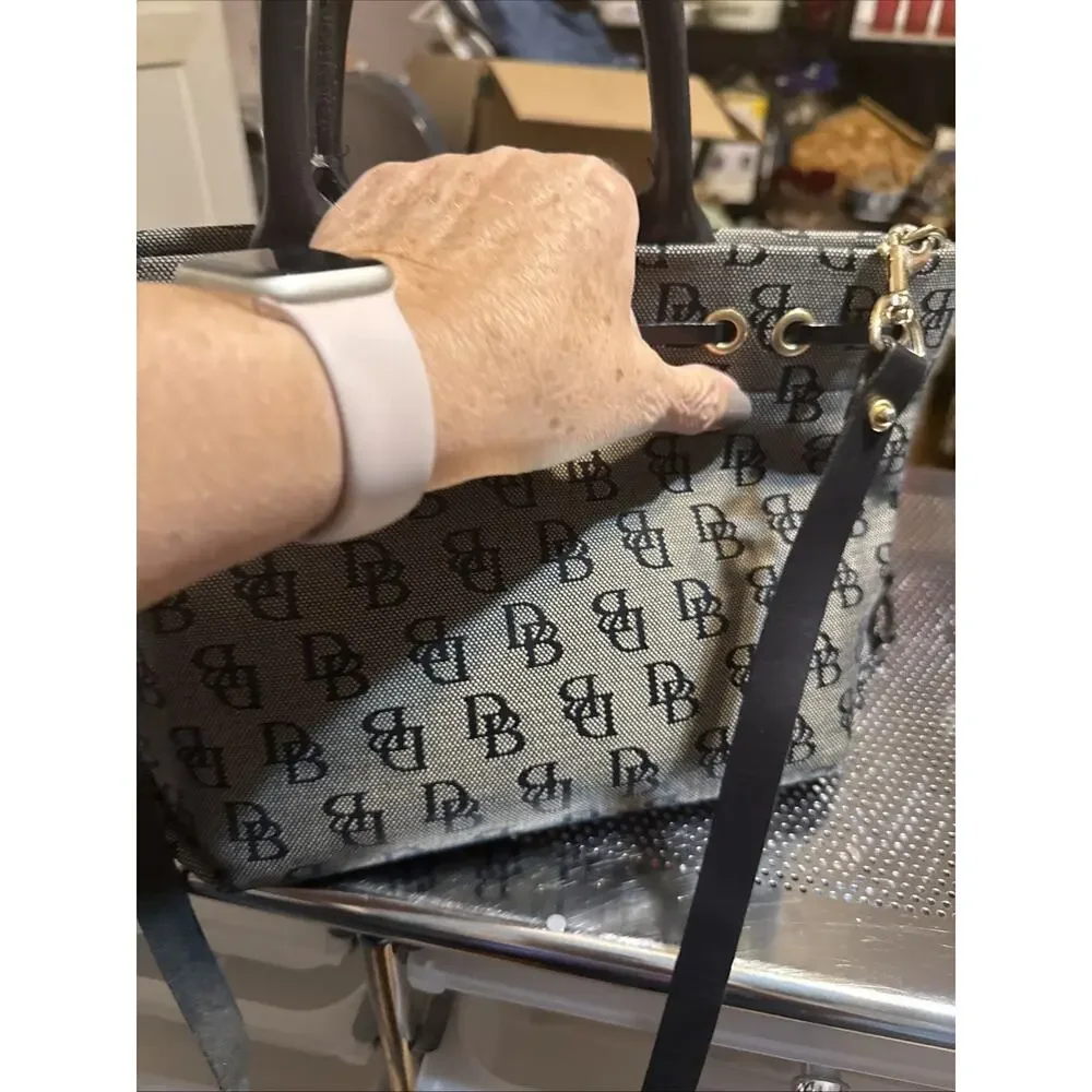 Dooney & Bourke vintage dooney